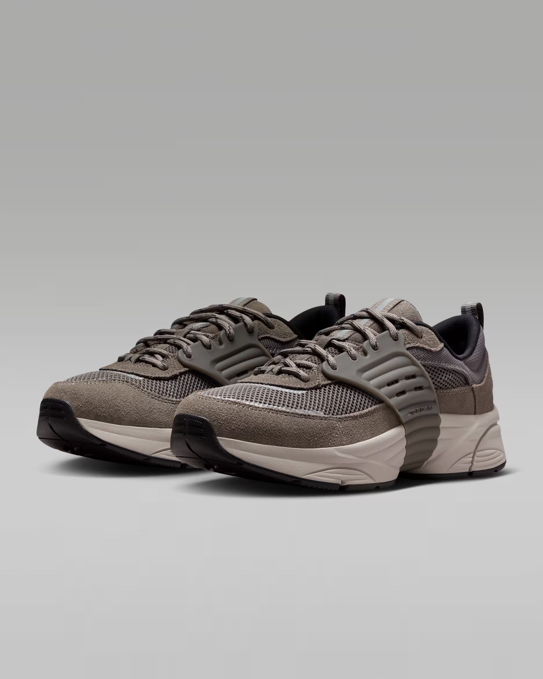 Sneakers Jordan Homme Trunner O/S