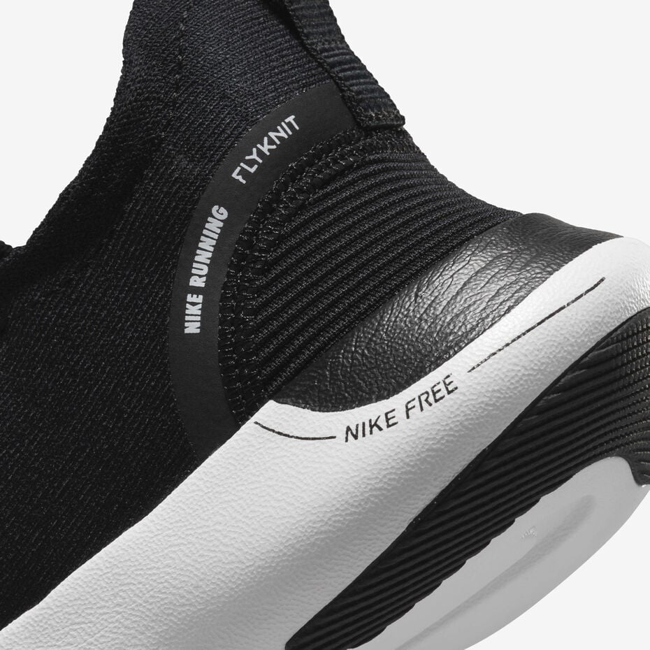 Nike Free Run Flyknit - Chaussures Running Femme Noir/Blanc