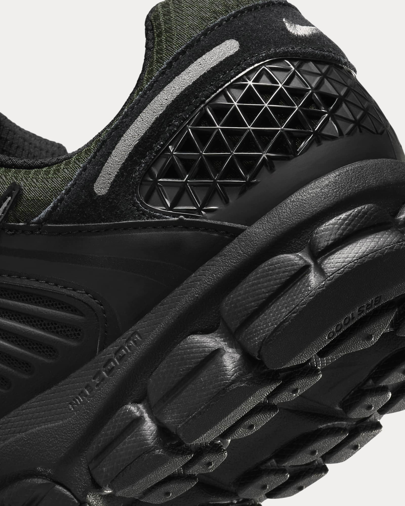 Nike Vomero 5 - Baskets Femme Noir/Kaki