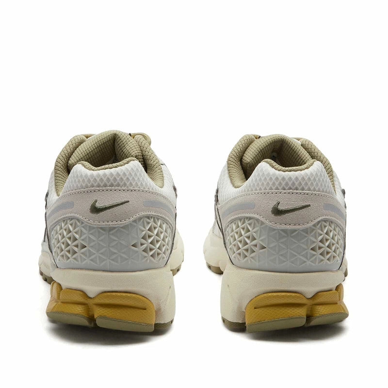 Nike Zoom Vomero 5