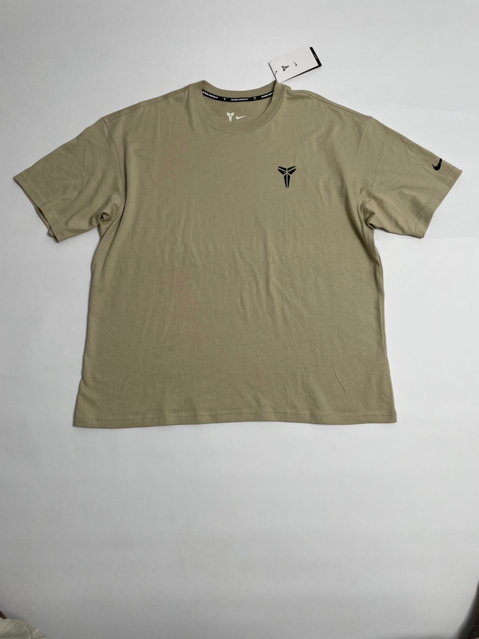 T-shirt Nike Kobe Homme Beige Kaki Mamba Mentality