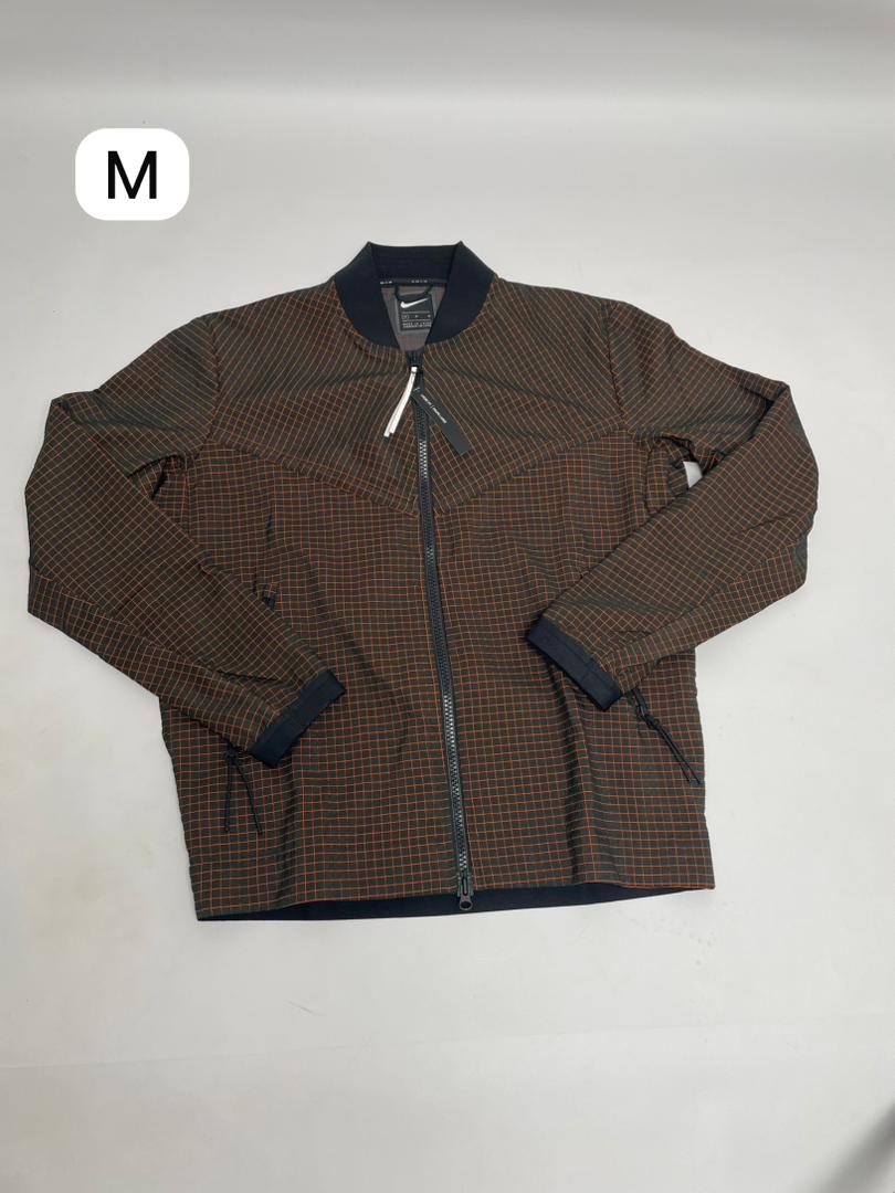 Veste Bomber Nike Homme Marron Kaki Texturée Détails Noirs