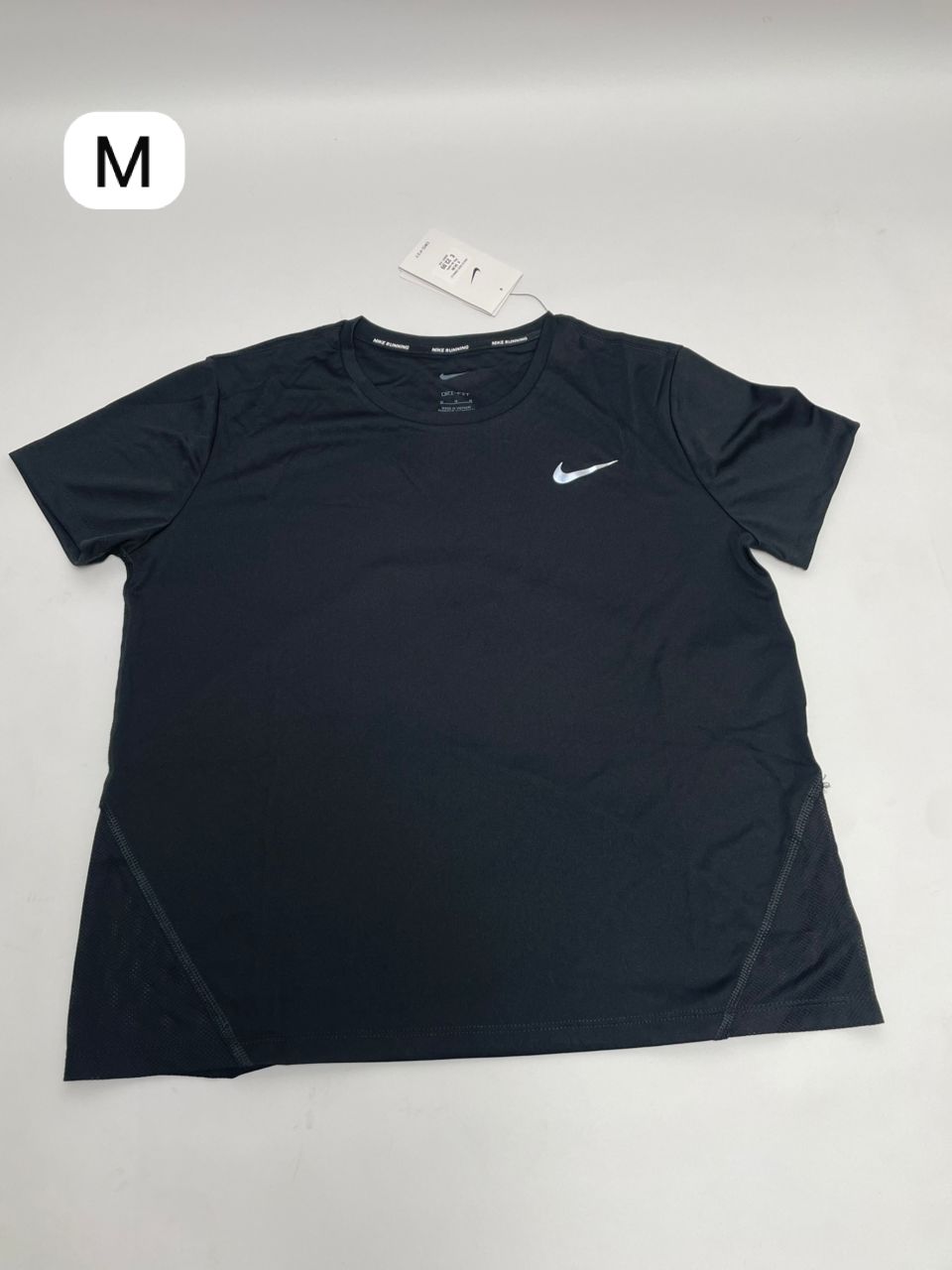 T-shirt Nike Femme - Taille M - Noir