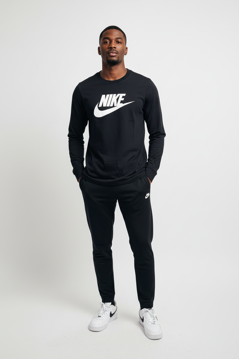 Mannequin africain portant le t-shirt Nike noir à manches longues - Vue de face