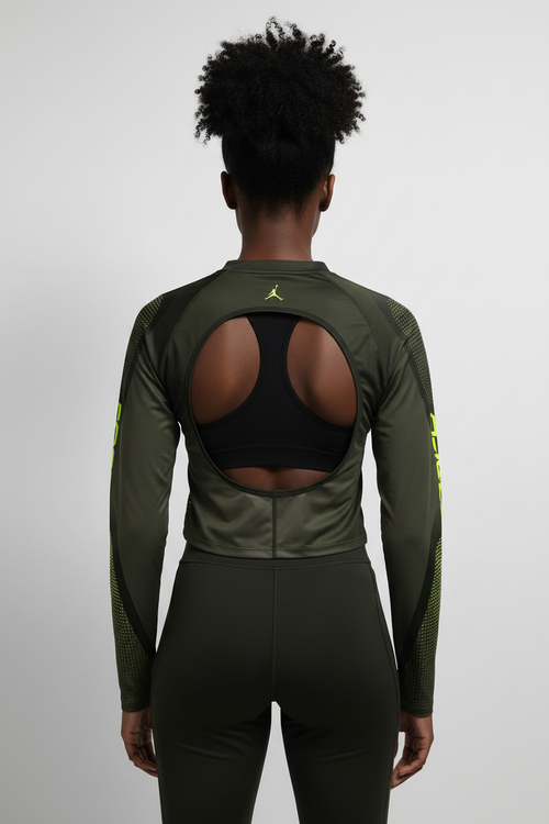 Mannequin femme avec crop top Jordan vert kaki - Vue de dos