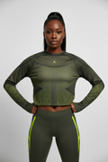 Mannequin femme avec crop top Jordan vert kaki - Vue de face