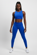 Mannequin femme avec crop top Nike Pro bleu royal - Vue de face