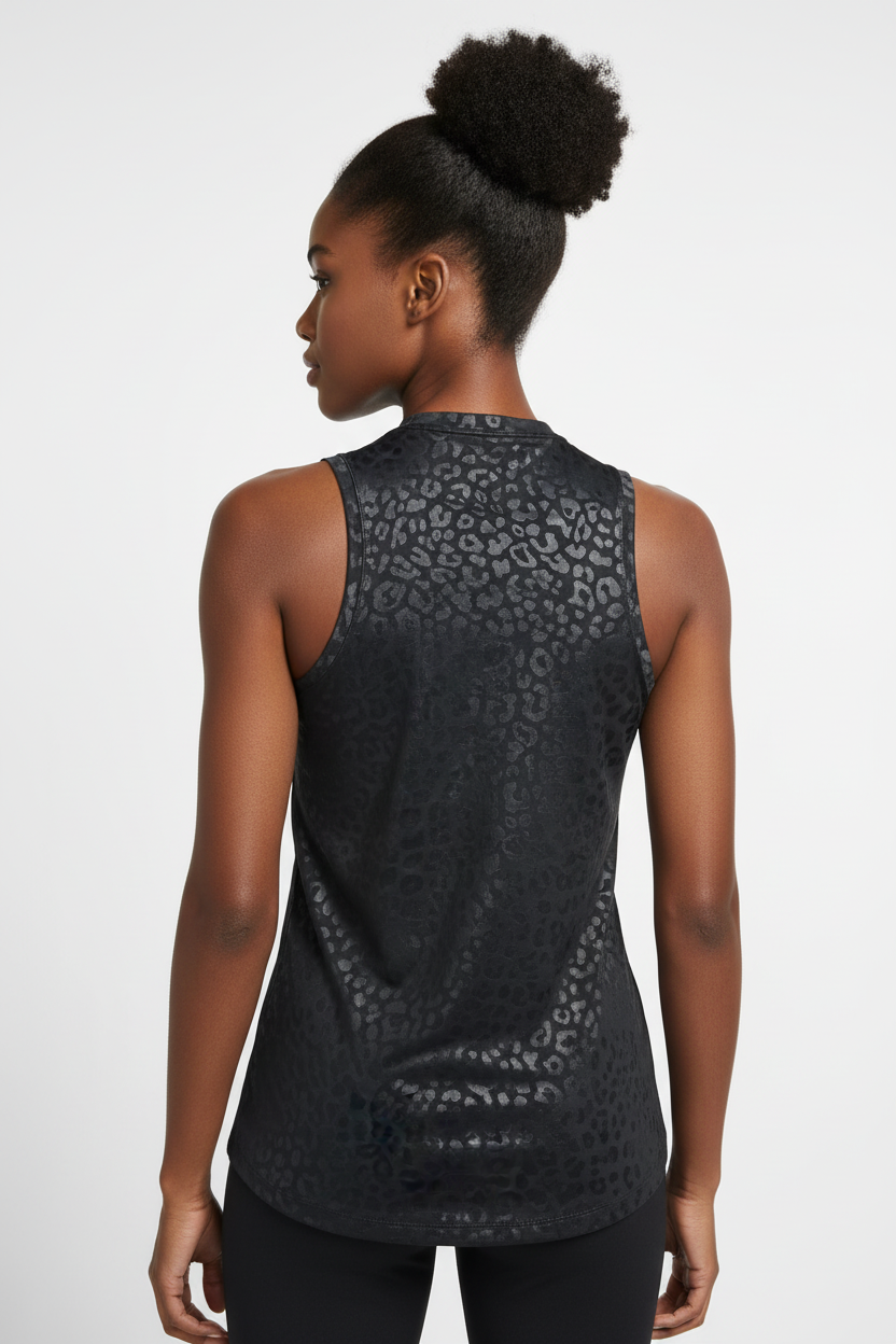 Mannequin femme avec débardeur Nike léopard - Vue de dos