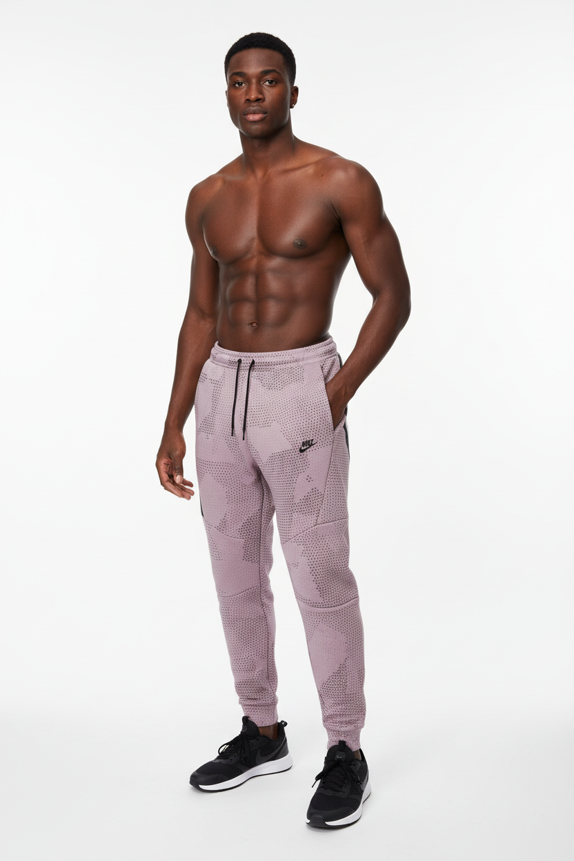 Mannequin portant le pantalon Nike - Pose 1